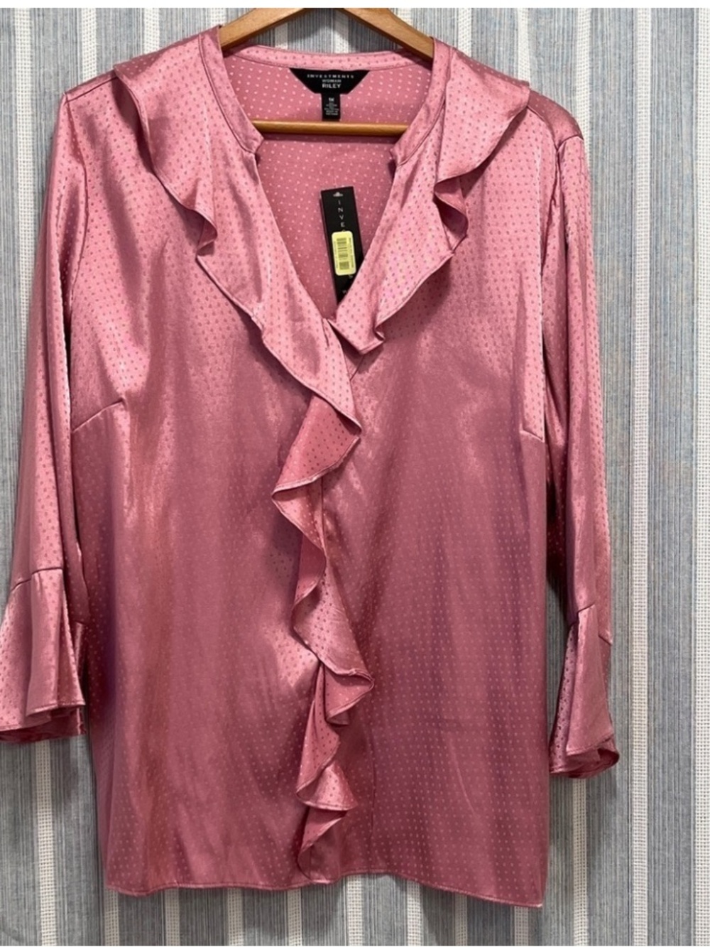 NWT Investments Women’s Plus Size 1X Riley Foxglove Pink Ruffle Front Top